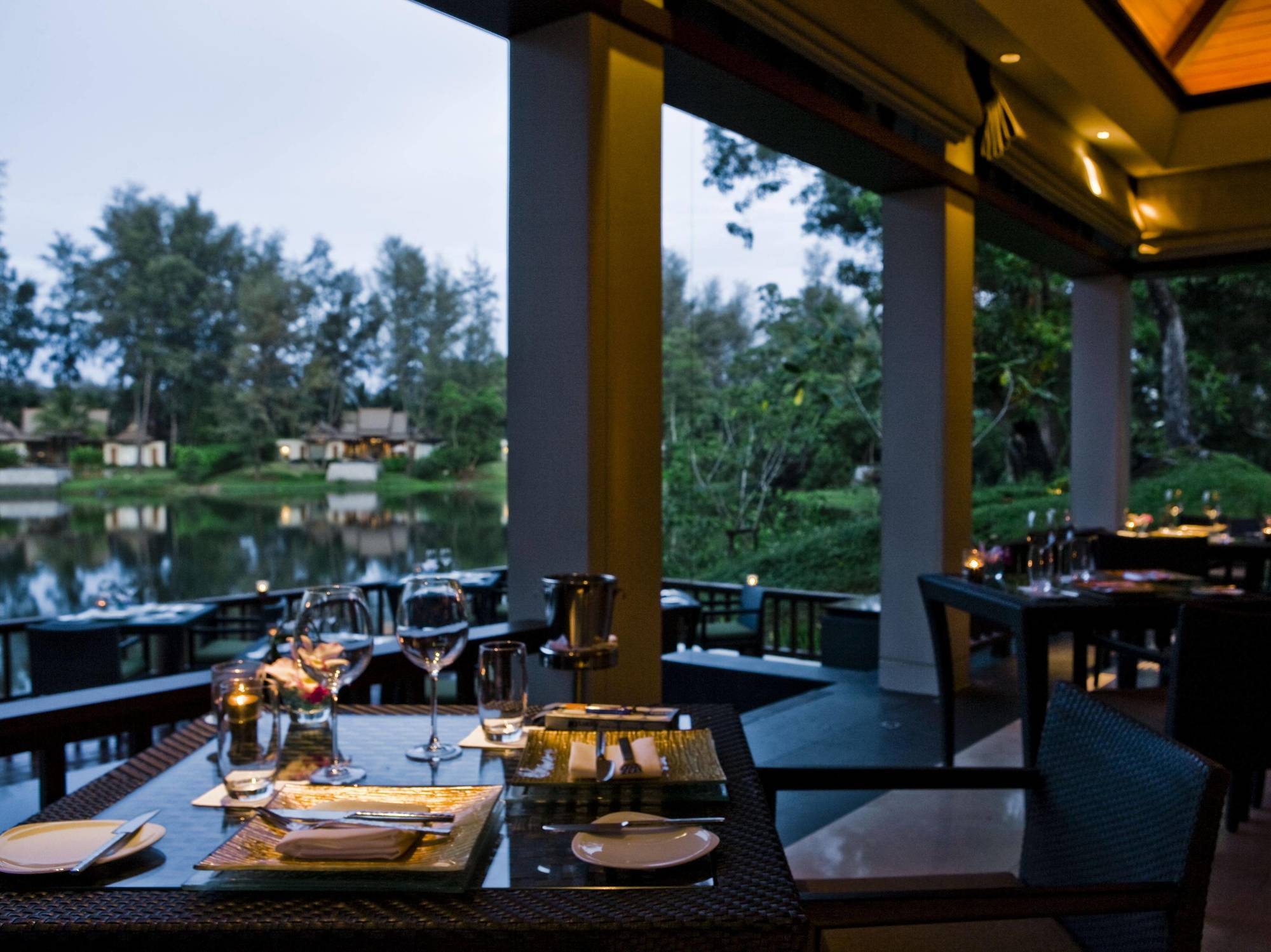 Double Pool Villas By Banyan Tree Bang Tao Beach  Exterior photo