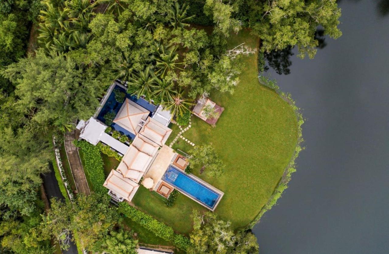 Double Pool Villas By Banyan Tree Bang Tao Beach  Exterior photo